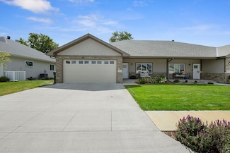 725 3rd St, Columbus, NE 68601