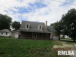 409 N Henderson St, Toulon, IL 61483