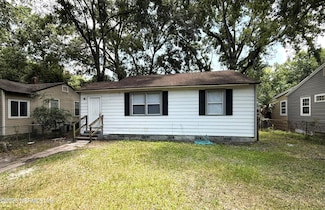 1043 Westbrook Cir E, Jacksonville, FL 32209
