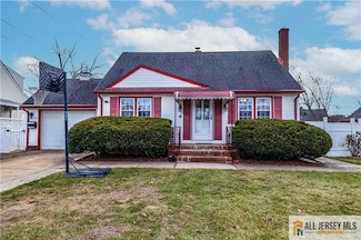 4 Pelham Ave, Edison, NJ 08817