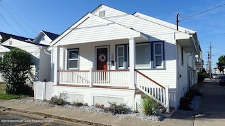 20 Mcclintock St, Ocean Grove, NJ 07756