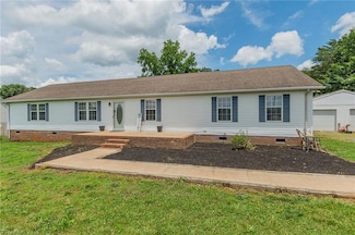 4600 Grooms Rd, Reidsville, NC 27320