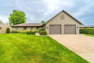 223843 Lakeshore Dr, Wausau, WI 54401