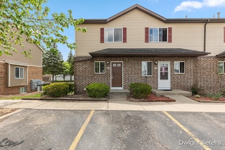254 Carriage Ln SW Unit 48, Grand Rapids, MI 49548