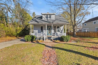 909 Illinois Ave, Stevens Point, WI 54481