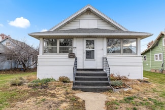 403 E 9th St, Rock Falls, IL 61071