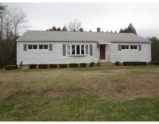 347 E State St, Granby, MA 01033