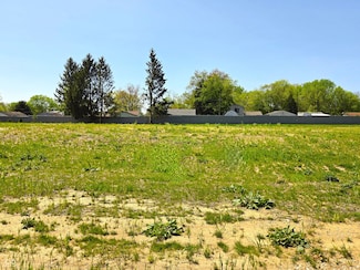 862 J McCool, Greenwood, IN 46142