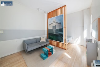 152 E 35th St Unit 1D, New York, NY 10016