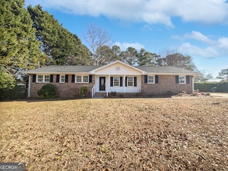 2622 Abington Dr, Snellville, GA 30078