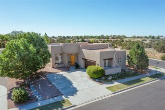 2 Bear Mountain, Santa Fe, NM 87508