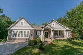 9071 Deep Creek Ct, Amelia Court House, VA 23002