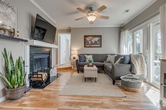 1109 E Morehead St Unit 5, Charlotte, NC 28204