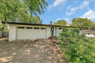309 Riverview Dr, Monticello, MN 55362