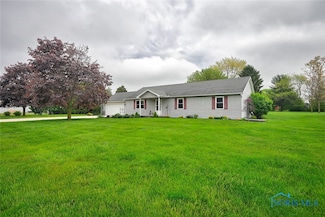 615 Sherman St, Pandora, OH 45877