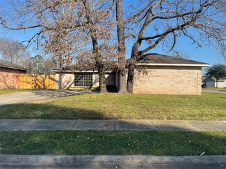20202 Pinefield Ct, Humble, TX 77338
