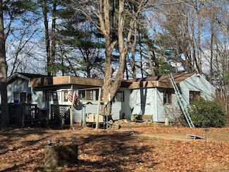 35 Monahan Ln, Naugatuck, CT 06770