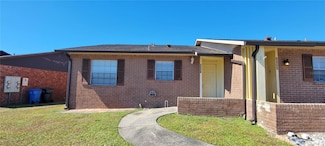 9542 Lake Park Dr, Thonotosassa, FL 33592