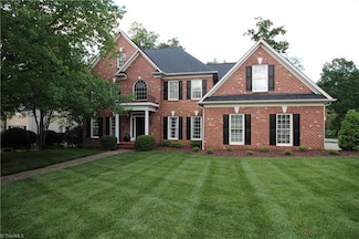 2 Windrock Way, Greensboro, NC 27455