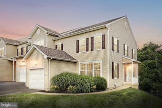 2230 Live Oak Ln, York, PA 17406