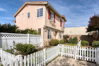 217 Gilea Ct, Santa Maria, CA 93455