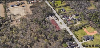 5715 Queensland St, Houston, TX 77028