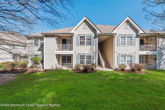 604 Wedgewood Cir Unit 614, Belford, NJ 07718