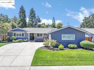 789 E Angela St, Pleasanton, CA 94566