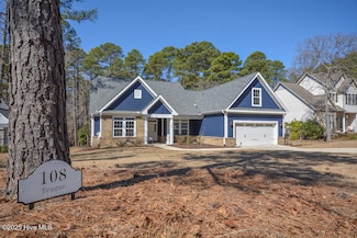 108 Teague Dr, Seven Lakes, NC 27376