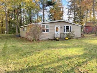 32 Merrill Dr, Shutesbury, MA 01072