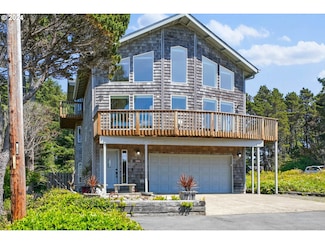 3460 Lincoln Ave, Depoe Bay, OR 97341