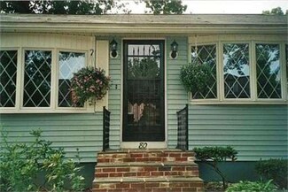 80 Jeanette St, Fitchburg, MA 01420
