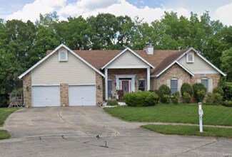 320 Meadow Place Ct, Saint Charles, MO 63303