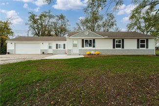 730 E Cambridge Rd, Belton, MO 64012