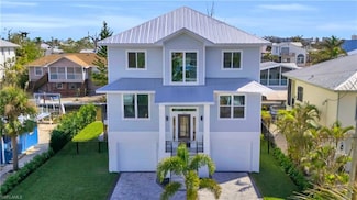 180 Flamingo St, Fort Myers Beach, FL 33931