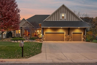 1859 Creekside Dr NE, Owatonna, MN 55060