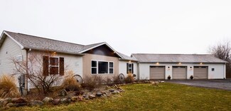 975 Miller Hwy, Olivet, MI 49076