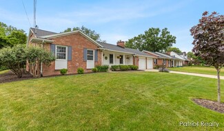 2044 Ontonagon Ave SE, Grand Rapids, MI 49506
