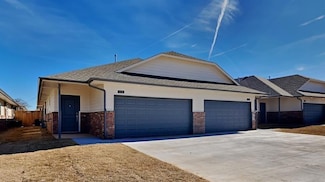 3813 N Divis Ave, Bethany, OK 73008