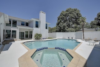 5815 Sand Shell Ct, Dallas, TX 75252