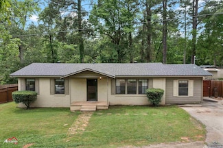 3403 S Garrett St, Marshall, TX 75672