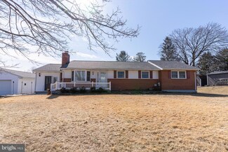 11415 Reisberg Ln, Marriottsville, MD 21104