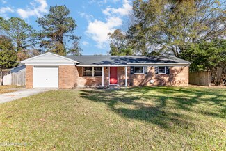 306 Myna Dr, Jacksonville, NC 28540