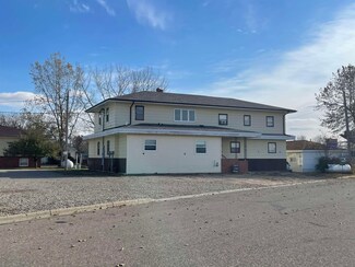 404 Elm Ave, Harvey, ND 58341
