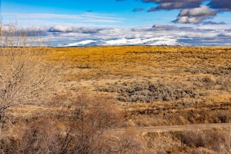 1310 Crest Rd, Caldwell, ID 83607