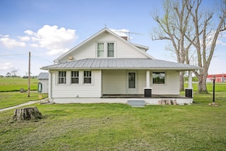 1045 Mullican Rd, Sparta, TN 38583