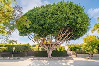 8952 Dicks St, West Hollywood, CA 90069