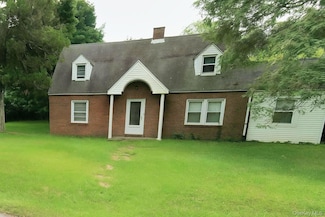 832 Dutchess Turnpike, Poughkeepsie, NY 12603