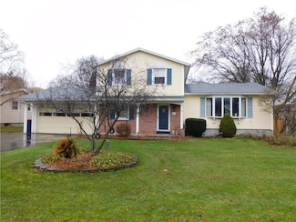 228 Mandarin Dr, Rochester, NY 14626