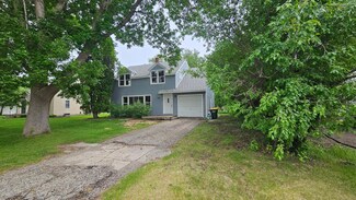 221 2nd St NE, Pennock, MN 56279